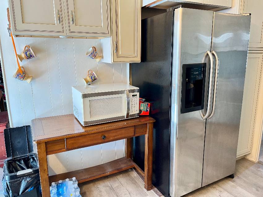 914 Eleuthera a Venice, FL Mobile or Manufactured Home for Sale